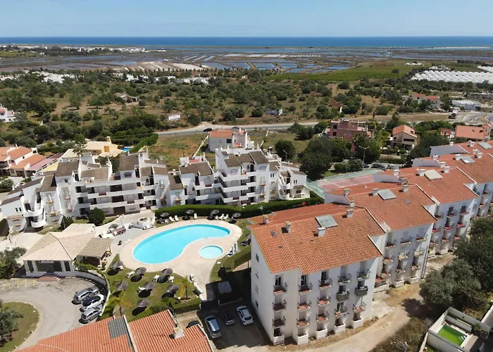 アパート Matfil Suite-charming With Pool Access *