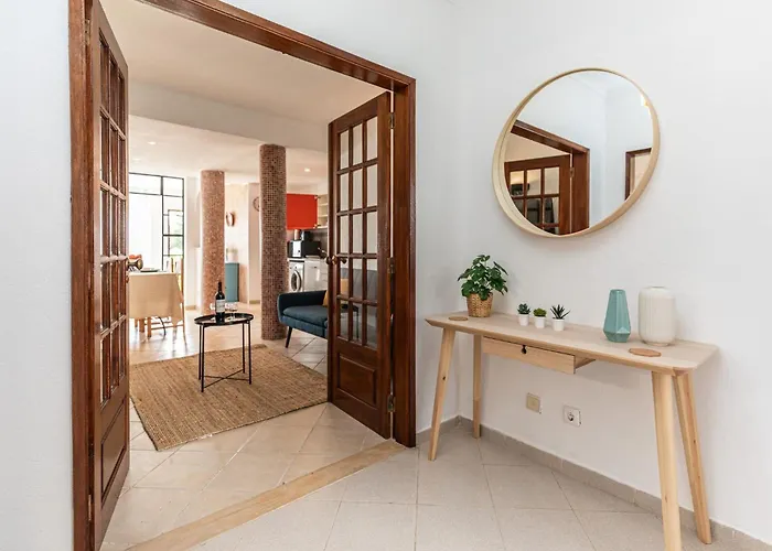 Matfil Suite-charming With Pool Access