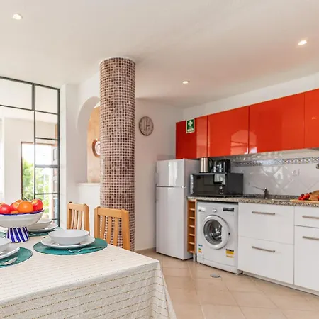 Apartment Matfil Suite-charming With Pool Access