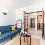 Matfil Suite-charming With Pool Access 타비라