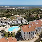 아파트 Matfil Suite-charming With Pool Access *